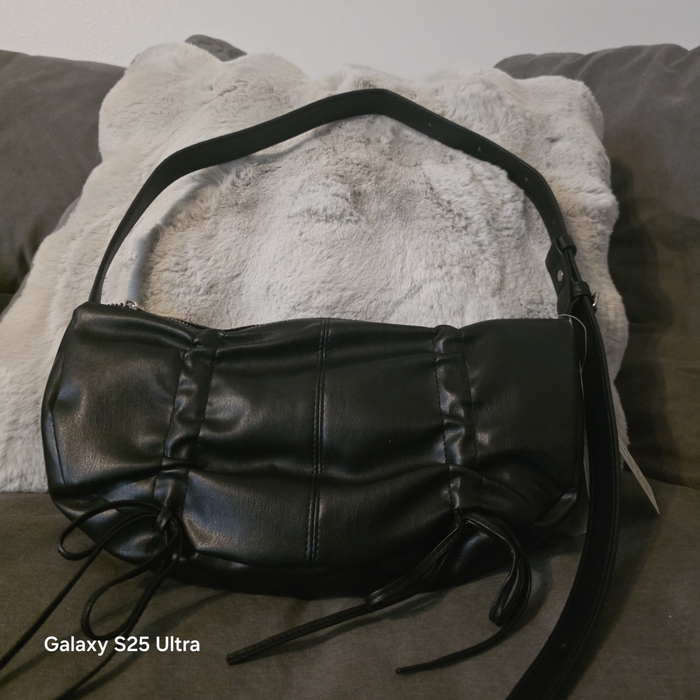 No Boundaries Black Shoulder Bag
